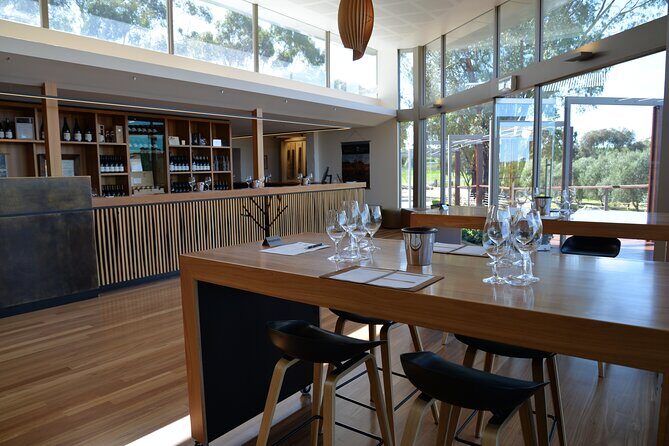 Adelaide Japanese Group Winery Day Tour in Barossa and Hahndorf - Small group pacing: why max 7 travelers can be a win