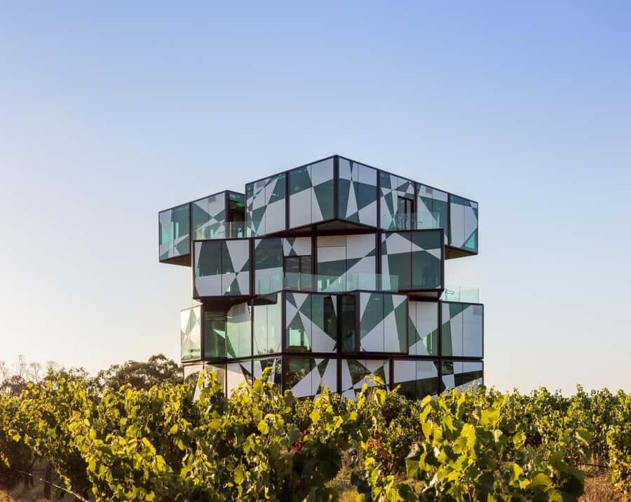 Adelaide: McLaren Vale & The Cube Day Trip - Getting out of Adelaide: the pace that matters