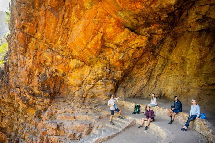 Adelaide: Morialta Wilderness and Wildlife Hike - From Adelaide pickup to Morialta Conservation Park: the day starts moving