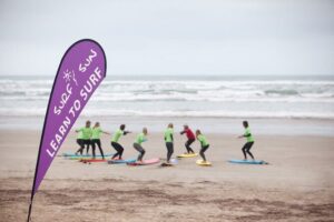 Learn to Surf at Middleton Beach - The Surf & Sun Middleton flow: from safety to standing up