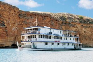 Murray River Day Trip from Adelaide Including Lunch Cruise aboard the Proud Mary - Mannum time after the cruise: photos, viewpoints, and real breaks