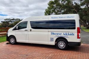 Premium All-Inclusive McLaren Vale Wine and Brew Minibus Tour - Swell Brewing Co. lunch: craft beer with no-stress eating